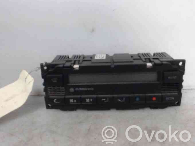 Volkswagen PASSAT B6 Unitate control climatizare