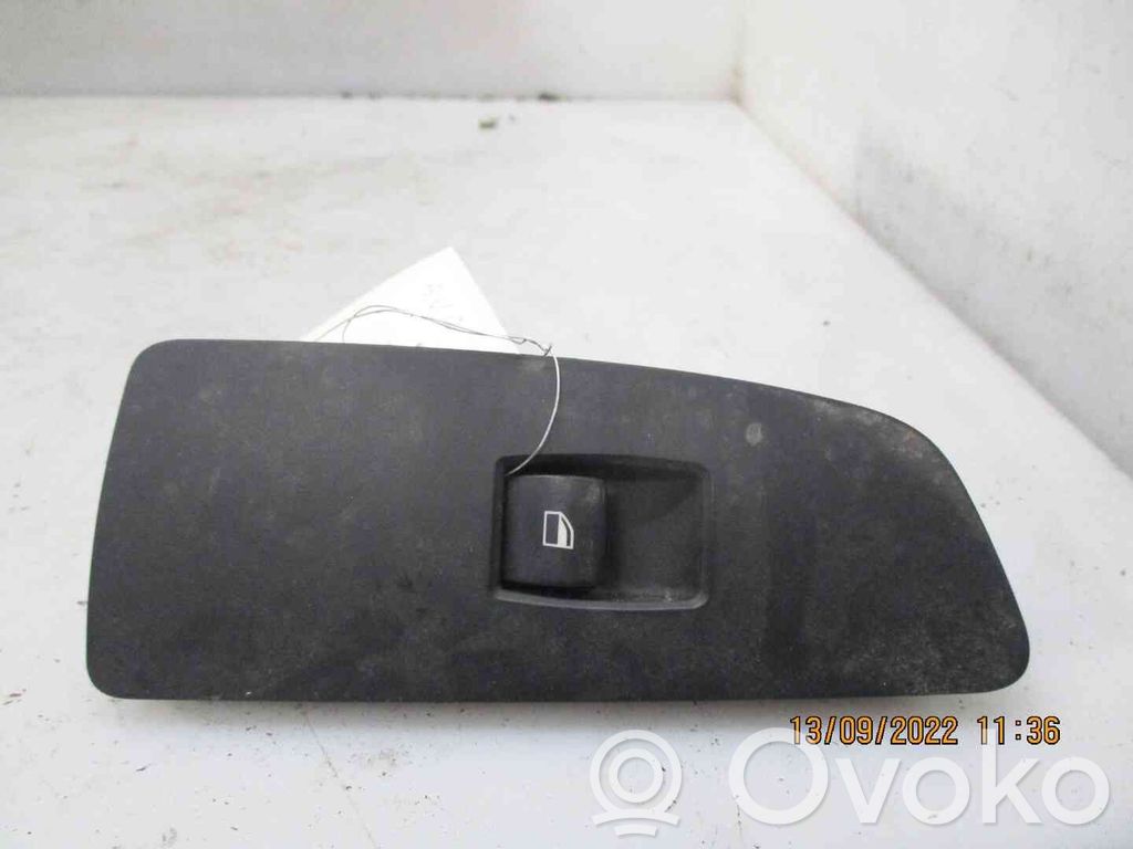 BMW 1 E81 E87 Interruttore di controllo dell’alzacristalli elettrico 