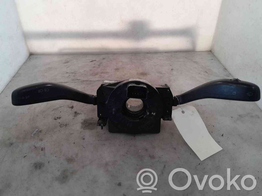 Volkswagen Polo Commodo, commande essuie-glace/phare