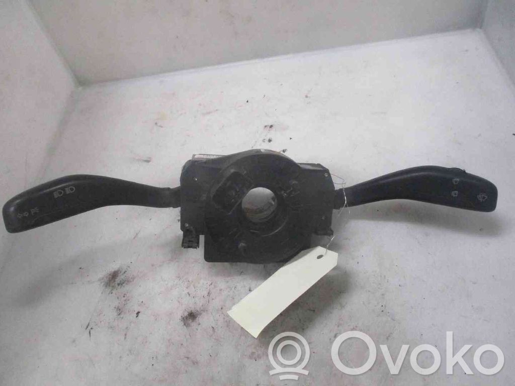 Volkswagen Polo Commodo, commande essuie-glace/phare