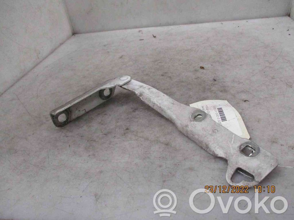 Dacia Sandero Balamale capotă 