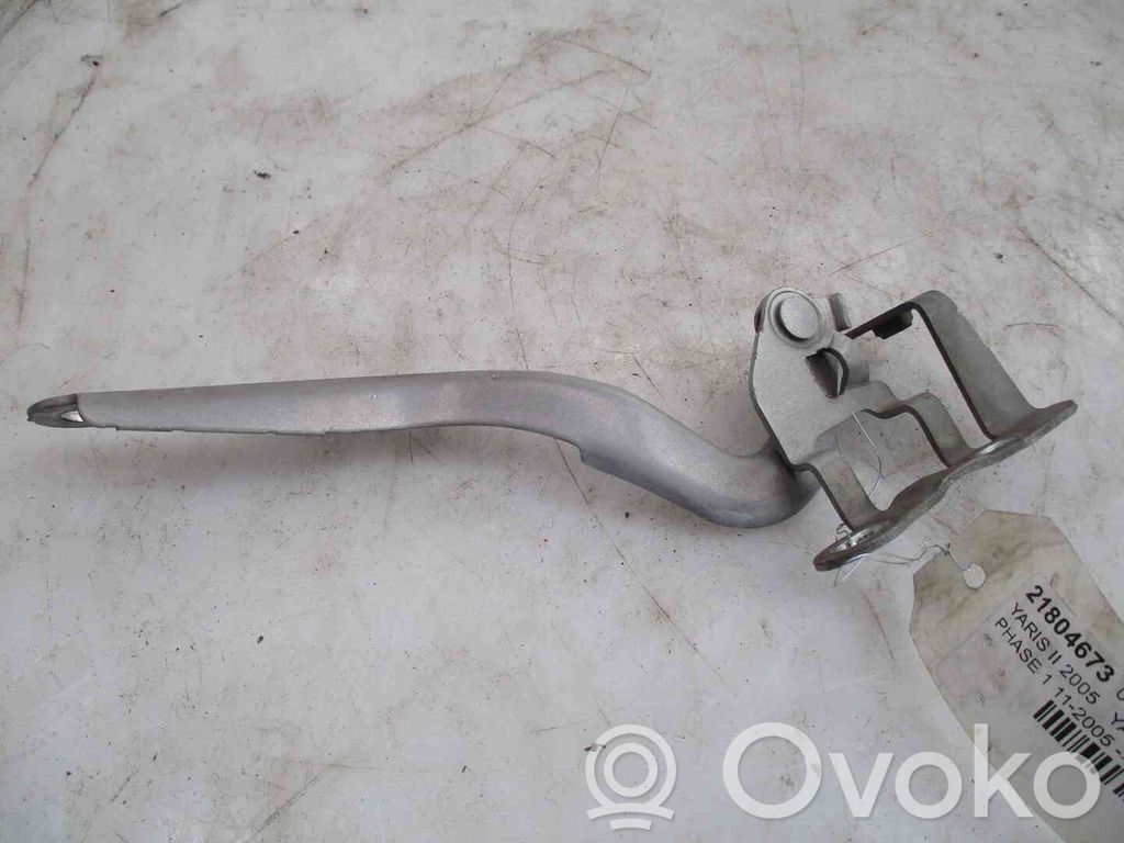 Toyota Yaris Balamale capotă