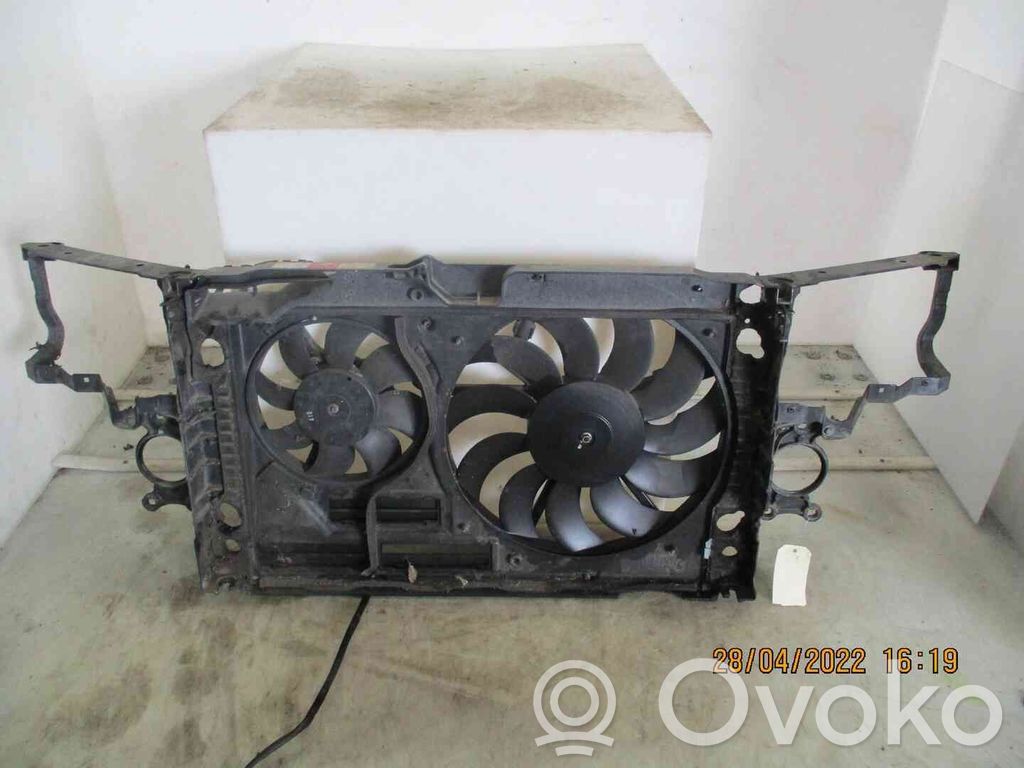 Audi A8 S8 D2 4D Radiatorių panelė 