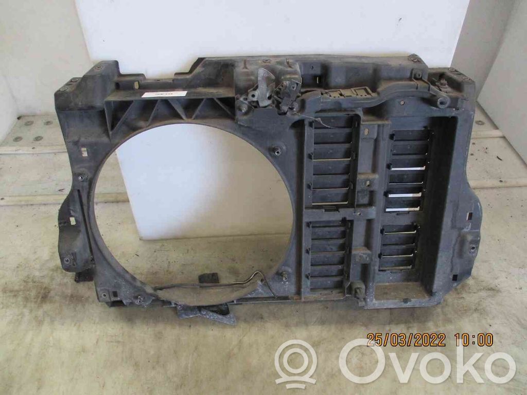 Pas przedni   7104R0,21903681,2524077,VDMS4