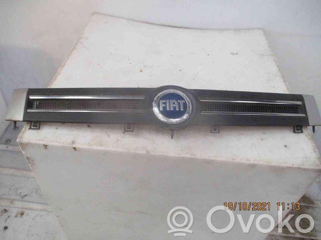 Fiat Panda II Grilă radiator față