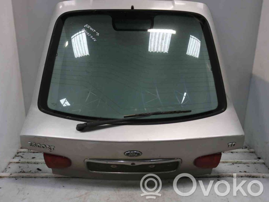 Ford Escort Tailgate/trunk/boot lid 