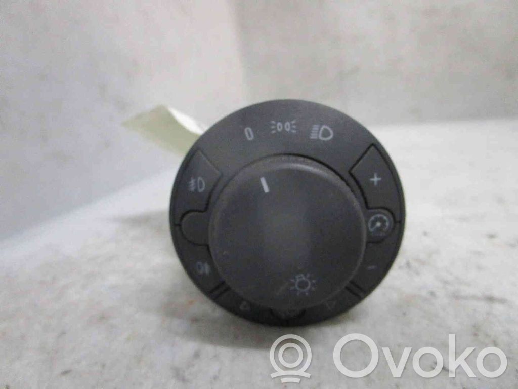 Interruptor de luz   13249508,22101594,2535265,VDMS4