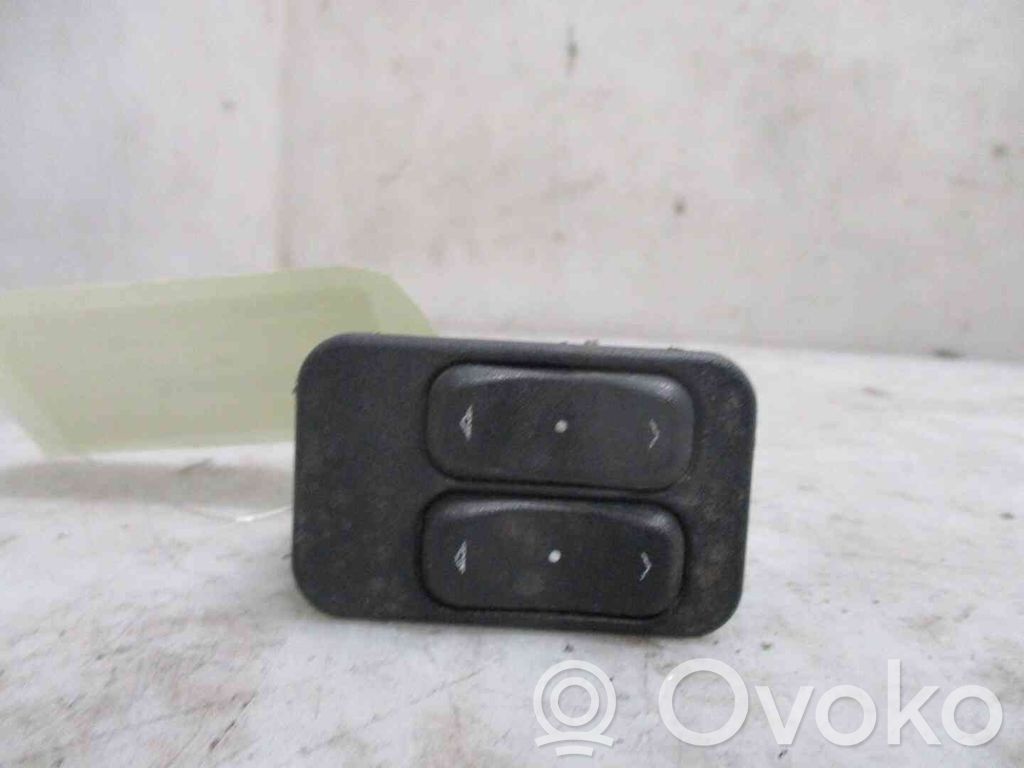 Electric window control switch   24411030,22400233,2557910,VDMS4
