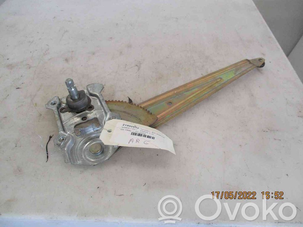 Toyota Yaris Lève-vitre manuel de porte arrière