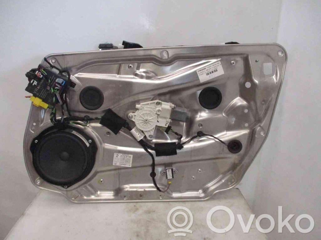 Mercedes-Benz C W204 Macara ușă față cu motor 