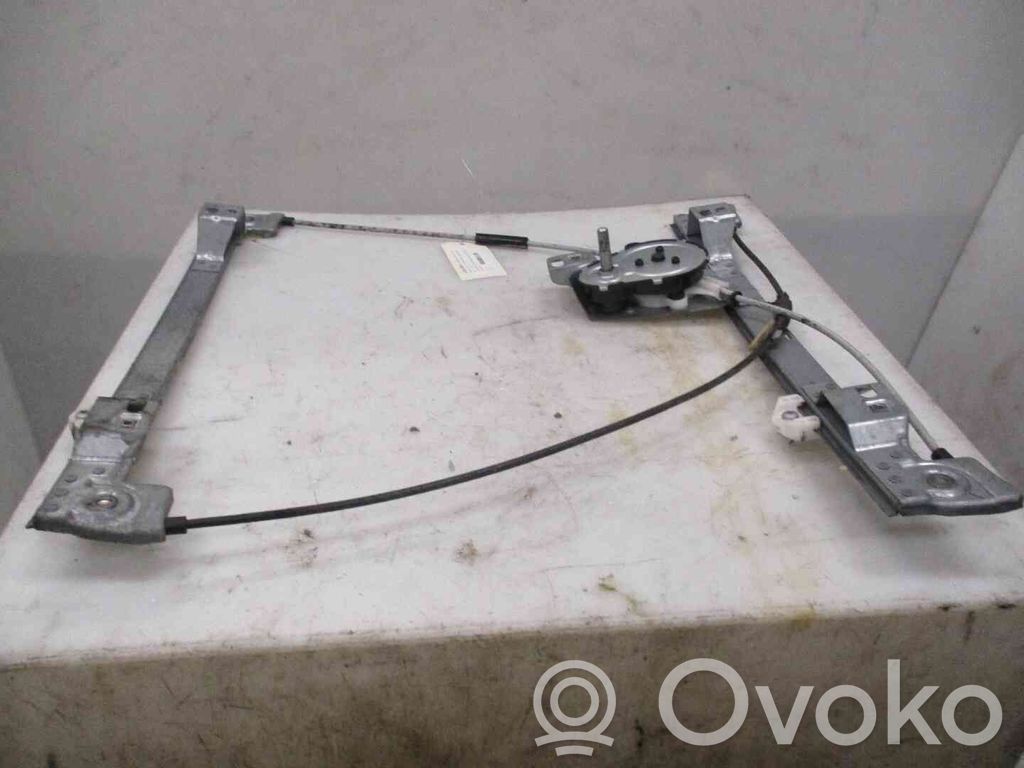 Renault Kangoo II Macara geam față manuală 