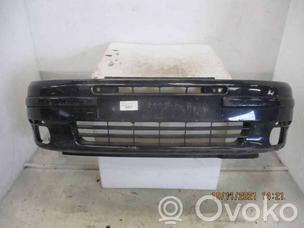 Fiat Punto (176) Zderzak przedni 