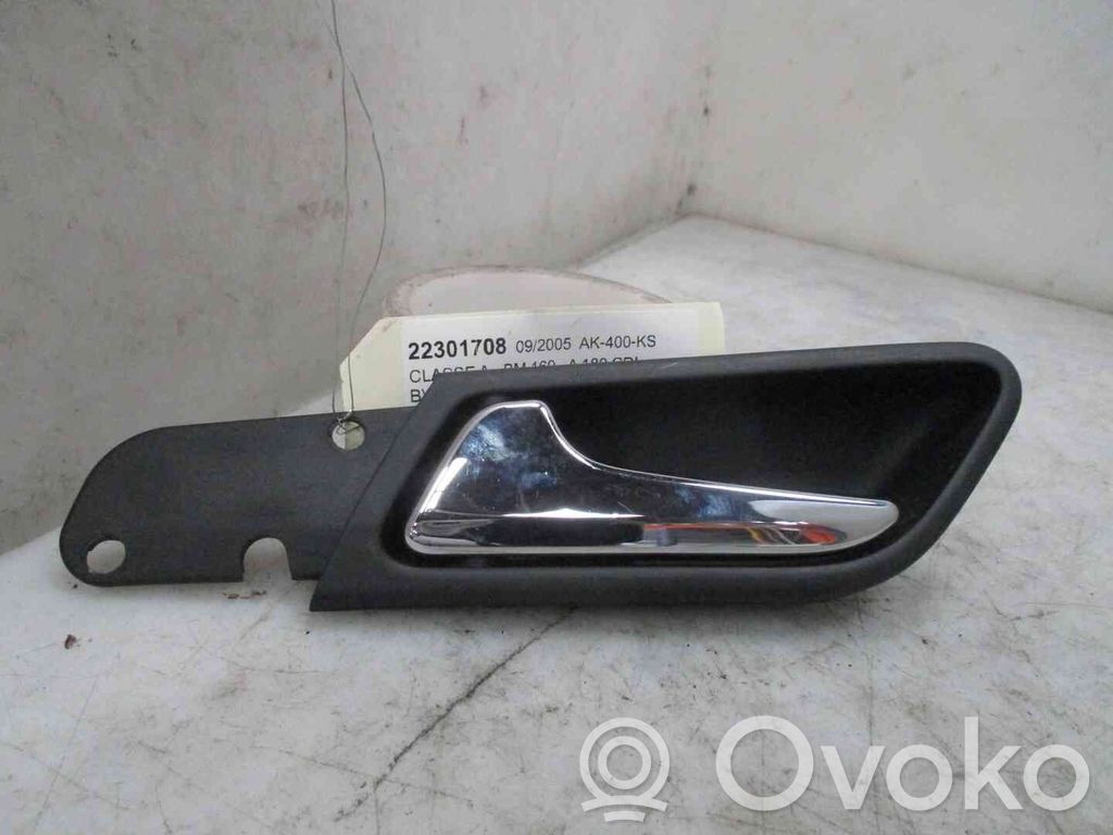 Mercedes-Benz A W169 Manecilla interna puerta trasera 