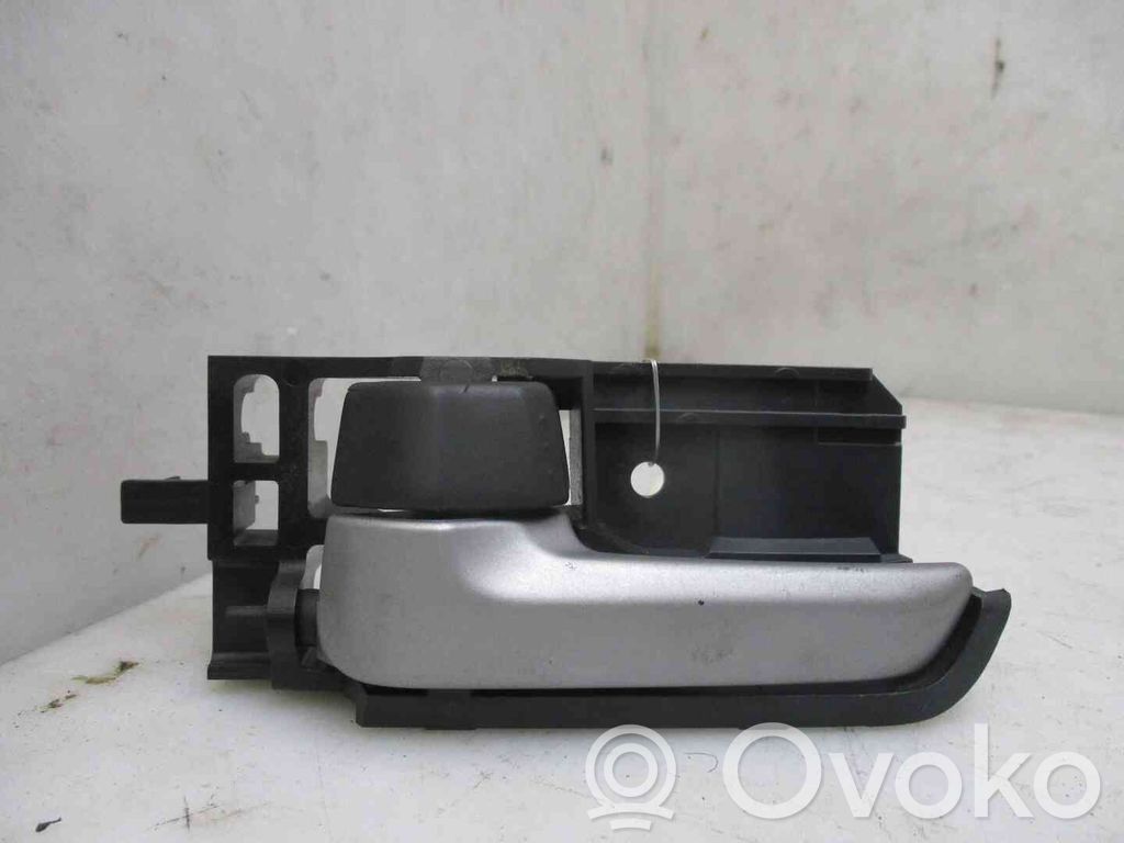 Klamka wewnętrzna drzwi tylnych   8313062J00S1S,22400005,2557048,VDMS4