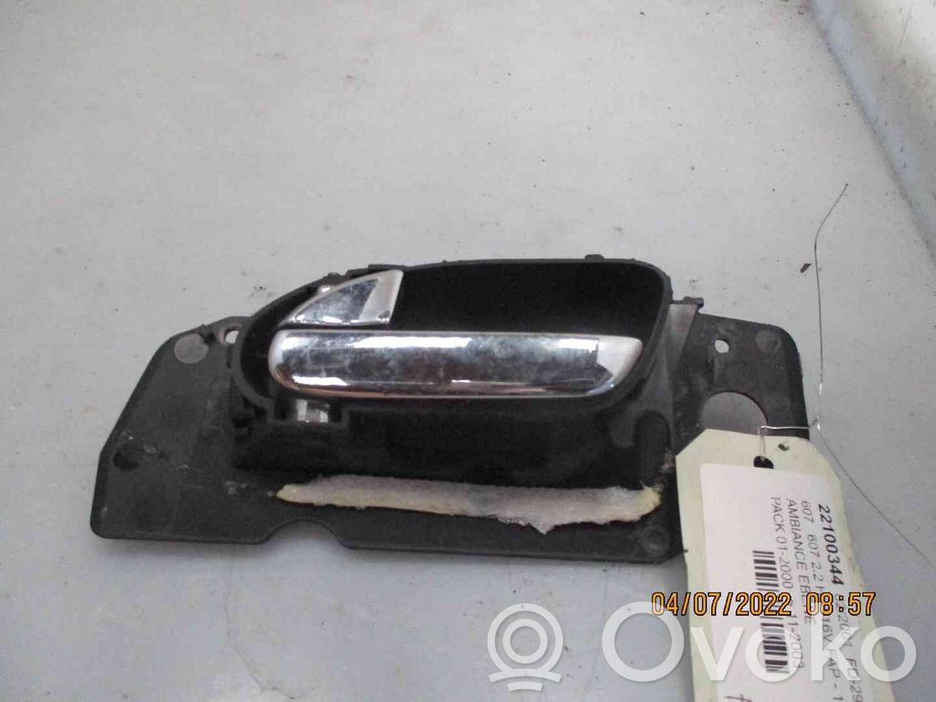 Peugeot 607 Manecilla interna puerta delantera 