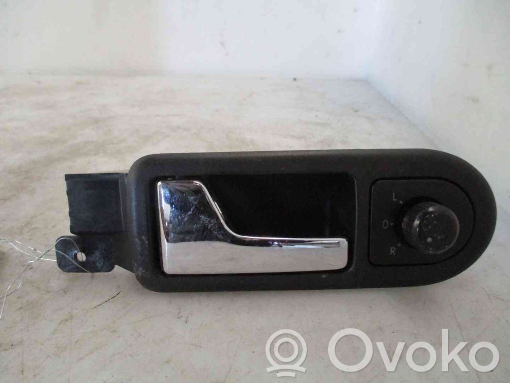Volkswagen Golf IV Mâner interior ușă față 