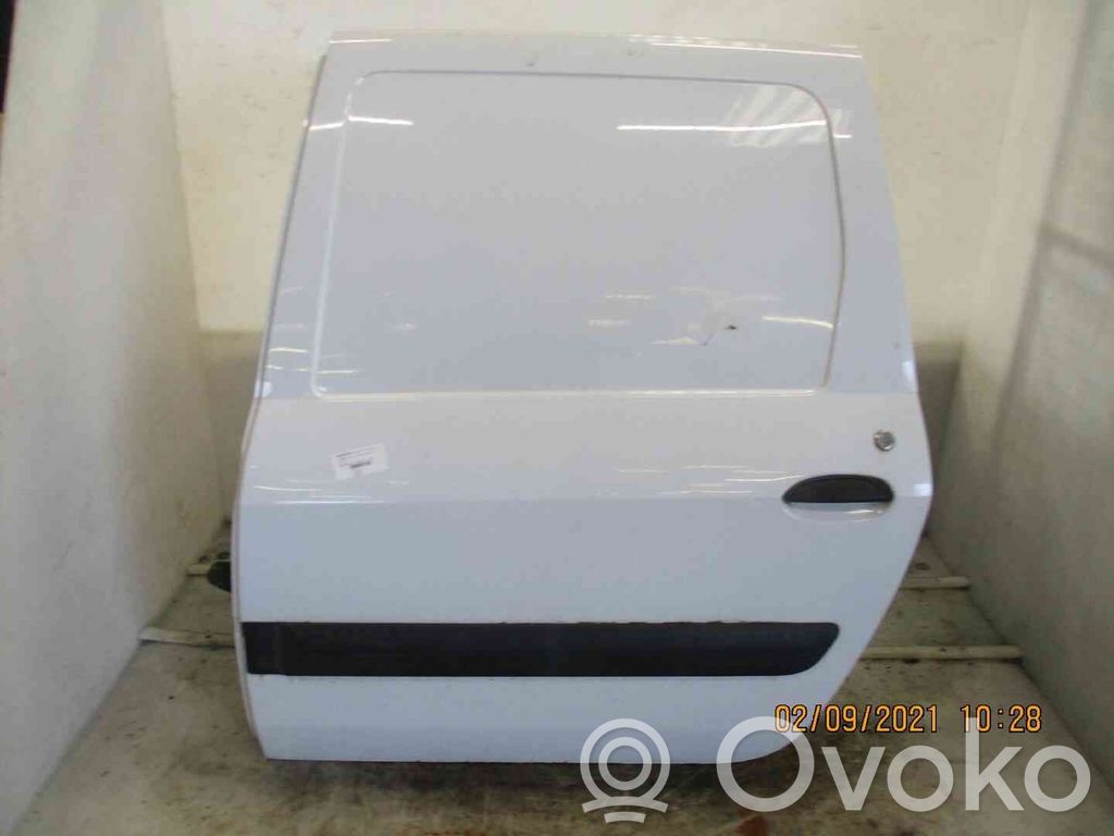 Puerta trasera   821015688R,22002934,2531428,VDMS4