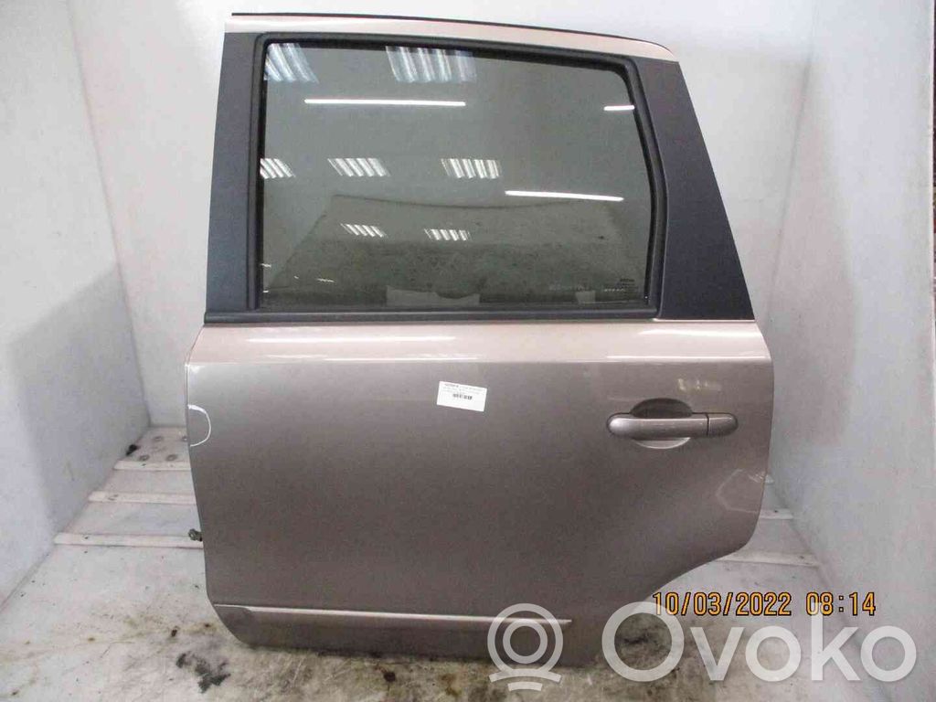 Nissan Note (E11) Porte arrière