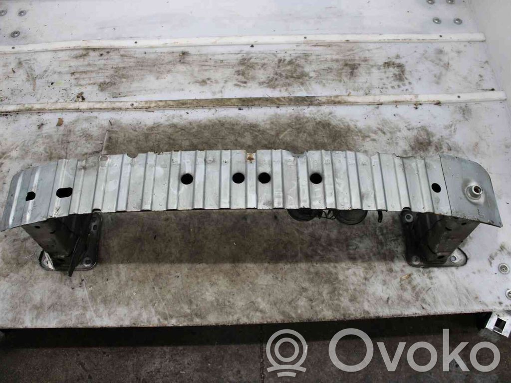Ford Focus Renfort de pare-chocs avant 