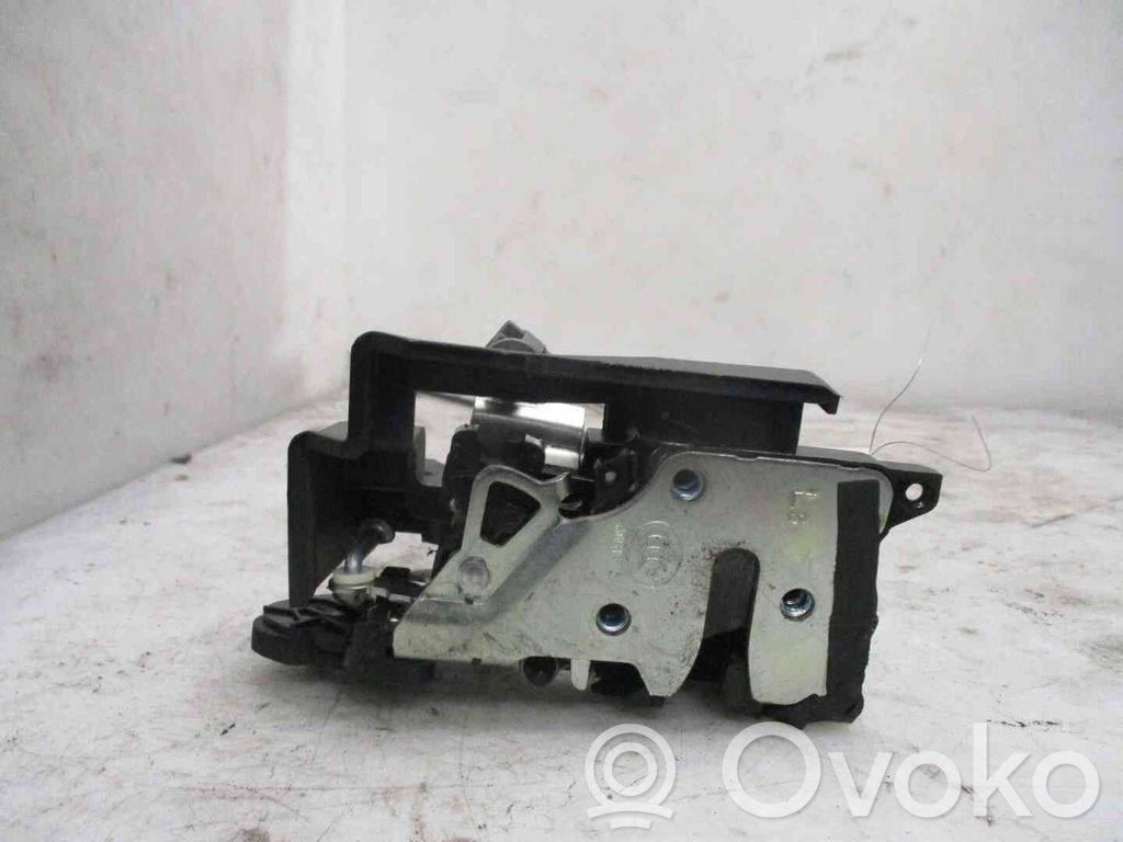 Chevrolet Spark Rear door lock 