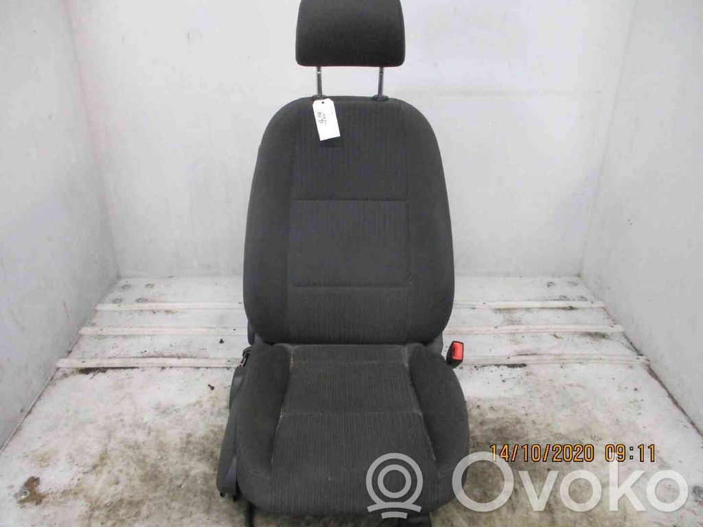 Audi A4 S4 B7 8E 8H Etumatkustajan istuin 