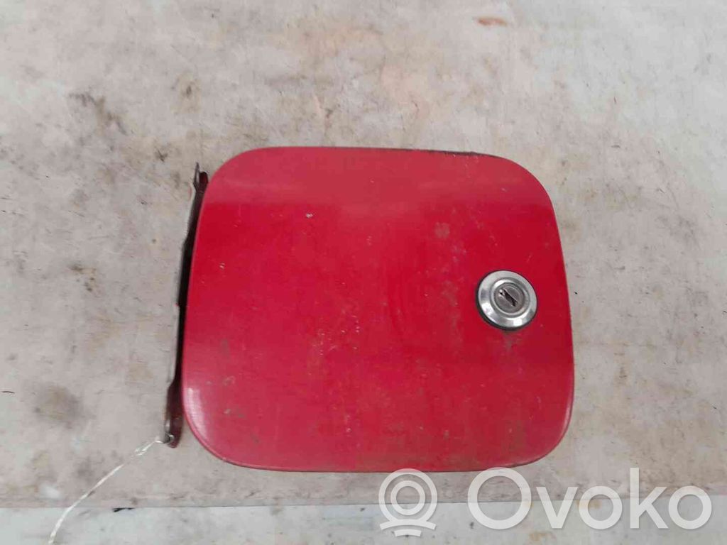 Nissan Micra Klapka wlewu paliwa 
