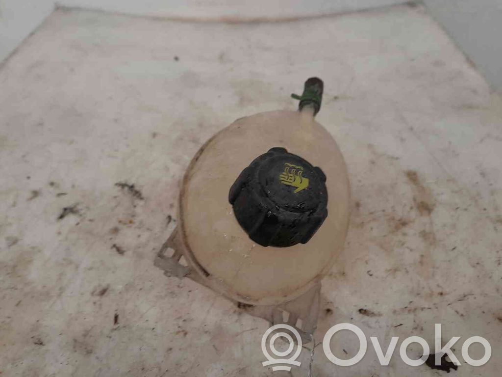 Renault Clio IV Vase d'expansion / réservoir de liquide de refroidissement