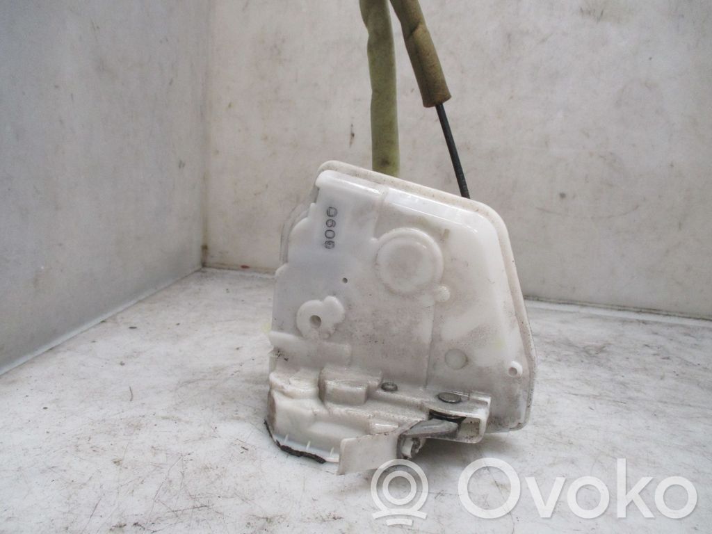 Etuoven lukko   DF7358310C,22401431,2639618,VDMS4