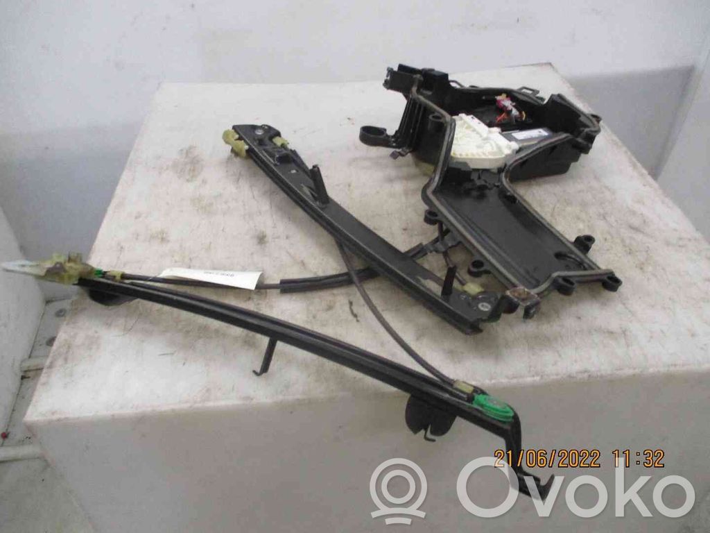 Seat Leon (1P) Alzacristalli della portiera anteriore con motorino 