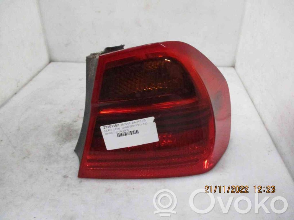 Luz trasera/de freno   63216937458,22201182,2542138,VDMS4