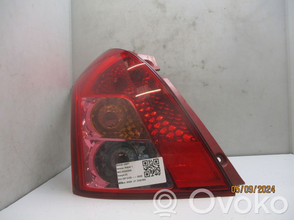 Suzuki Swift I Lampă spate în caroserie 