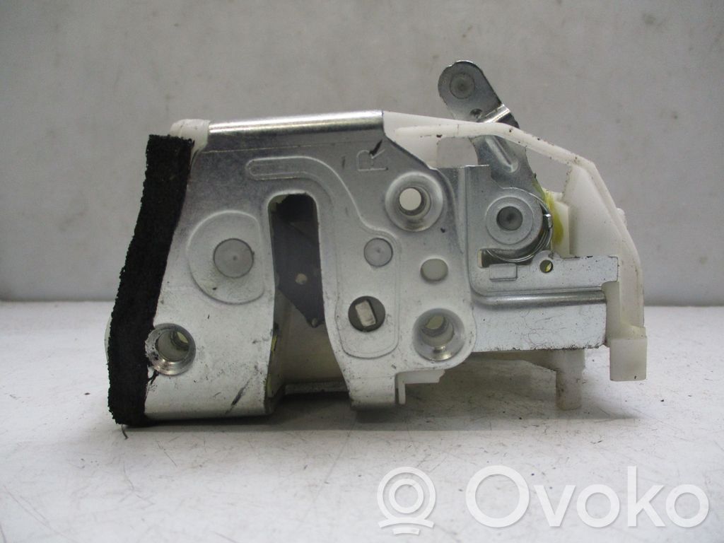 Suzuki Splash Zamek drzwi tylnych 