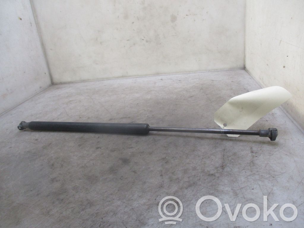 Volvo C30 Vérin de capot arrière