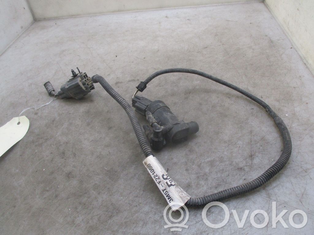 Pompa spryskiwacza szyby przedniej / czołowej   1355124,22500420,5335651,VDMS4