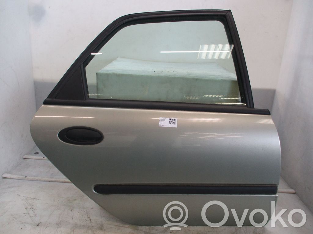 Renault Laguna I Portiera posteriore 