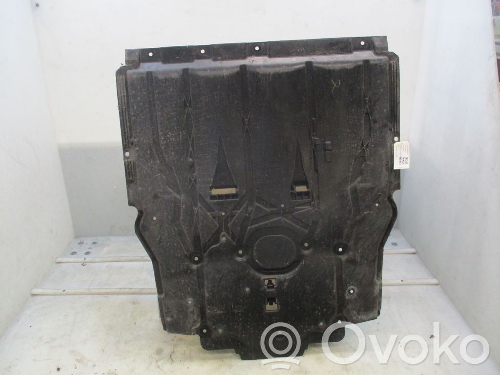 Mercedes-Benz B W247 Placa protectora/protector antisalpicaduras motor