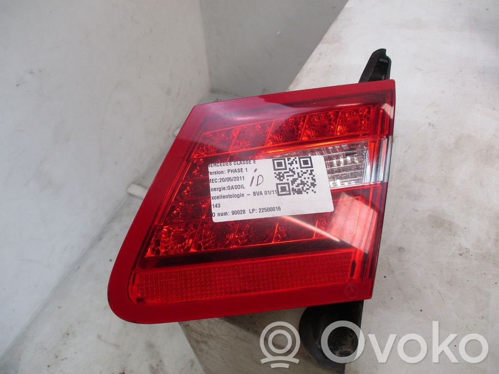 Mercedes-Benz E AMG W210 Lampy tylnej klapy bagażnika 