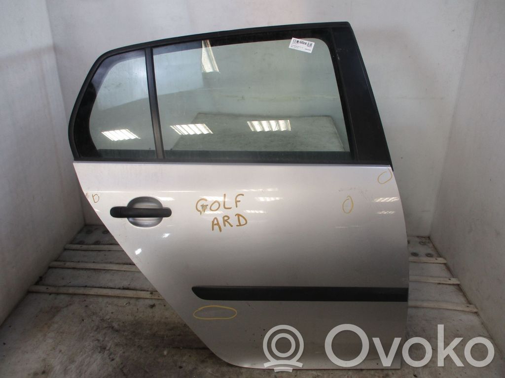 Takaovi   1K6833302AA,9676907,NONE,VDMS4