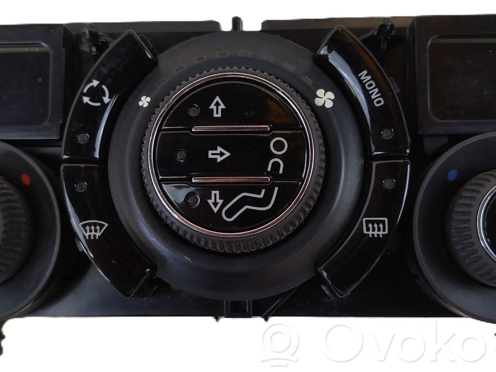 Citroen C3 Picasso Climate control unit 