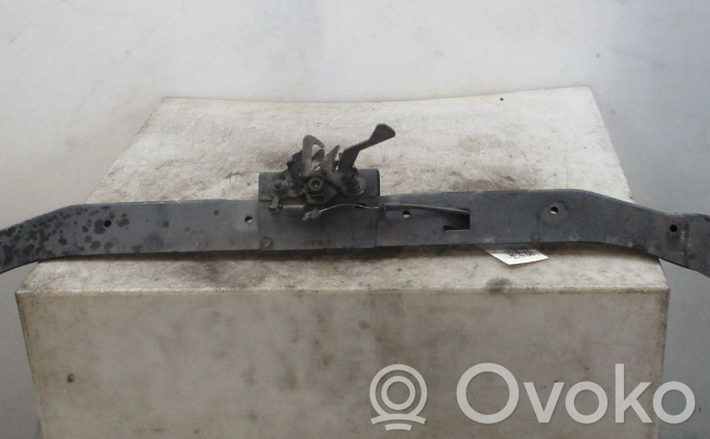 Citroen C4 I Picasso Staffa del pannello di supporto del radiatore parte superiore 