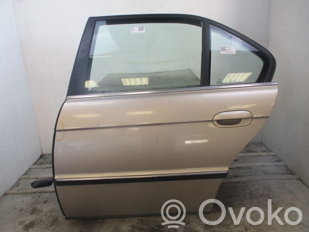 BMW 7 E38 Galinės durys 