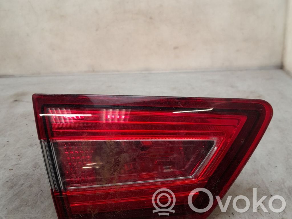 Renault Clio IV Lampă spate în capacul portbagajului 