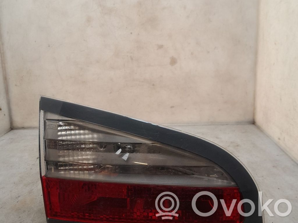 Ford S-MAX Feux arrière sur hayon 
