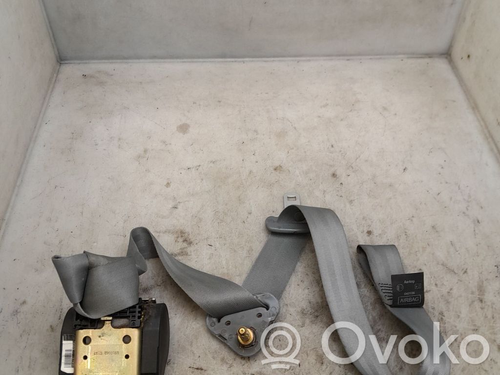 Renault Twingo I Cinturón delantero 