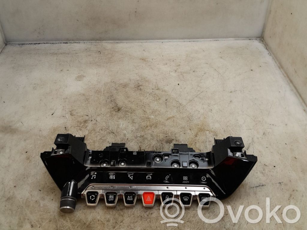 Peugeot 2008 II Interruttore luci di emergenza 