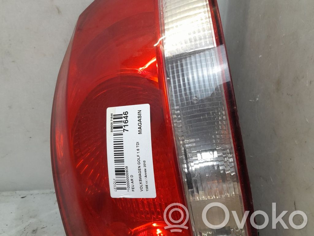 Suzuki Swift I Luci posteriori 