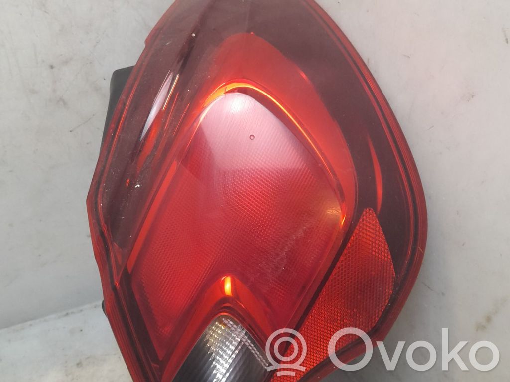 Opel Corsa E Luci posteriori 