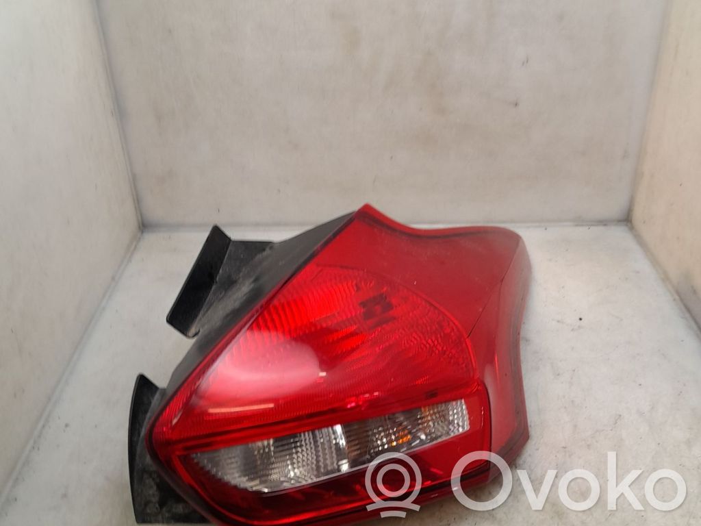 Ford Focus Lampă spate în caroserie 