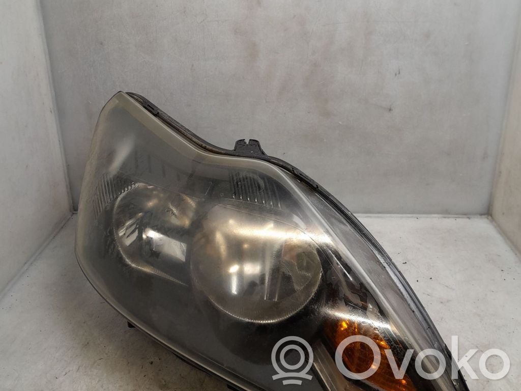 Ford Focus Lampa przednia 