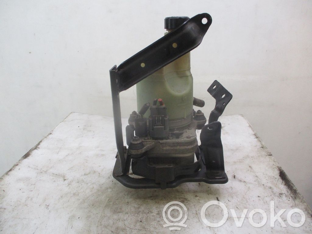 Volvo V50 Ohjaustehostimen pumppu 